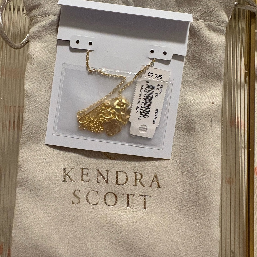 Kendra Scott Gold Oval Necklace